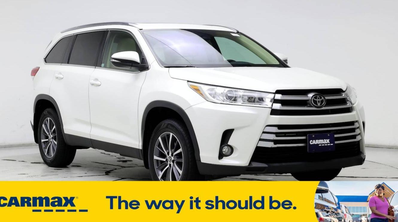 TOYOTA HIGHLANDER 2019 5TDJZRFH1KS619959 image