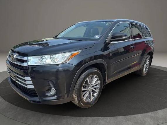 TOYOTA HIGHLANDER 2019 5TDJZRFH1KS593427 image