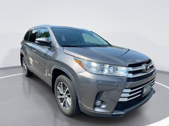 TOYOTA HIGHLANDER 2019 5TDJZRFH7KS729382 image