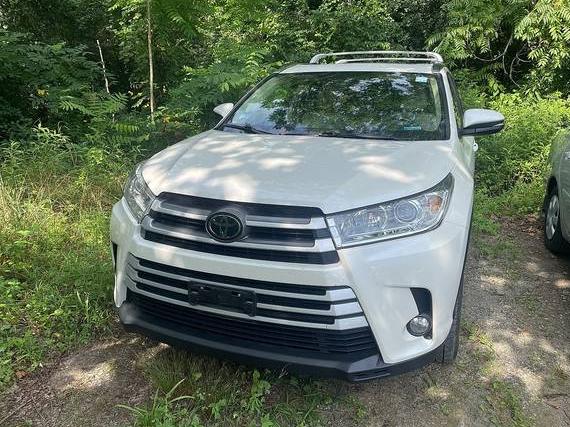 TOYOTA HIGHLANDER 2019 5TDJZRFH7KS621943 image