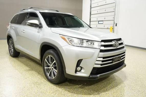 TOYOTA HIGHLANDER 2019 5TDKZRFHXKS572905 image TOYOTA HIGHLANDER 2019 5TDKZRFHXKS572905 image