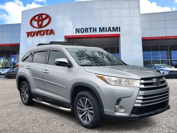 TOYOTA HIGHLANDER 2019 5TDKZRFH0KS566806 image