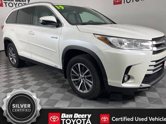TOYOTA HIGHLANDER 2019 5TDJGRFH4KS052636 image TOYOTA HIGHLANDER 2019 5TDJGRFH4KS052636 image