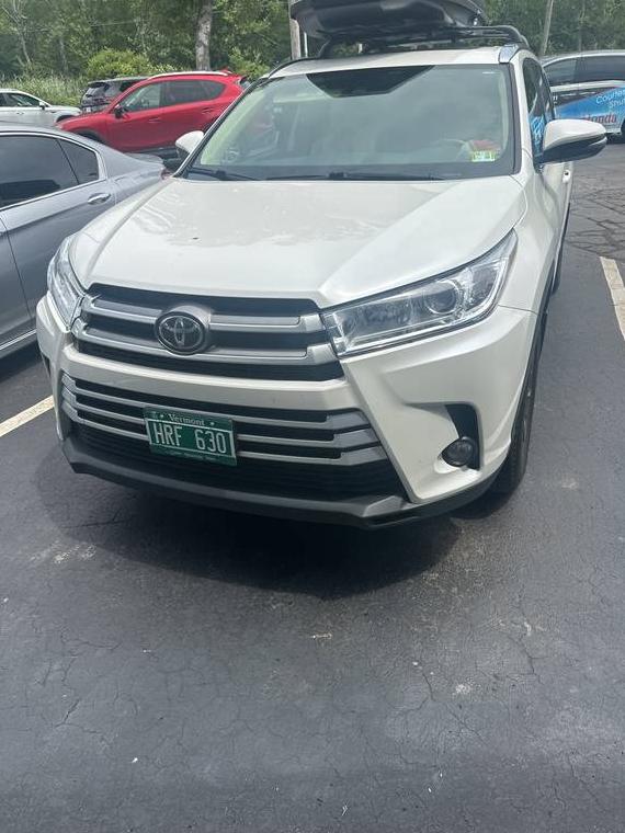 TOYOTA HIGHLANDER 2019 5TDJZRFH6KS626583 image