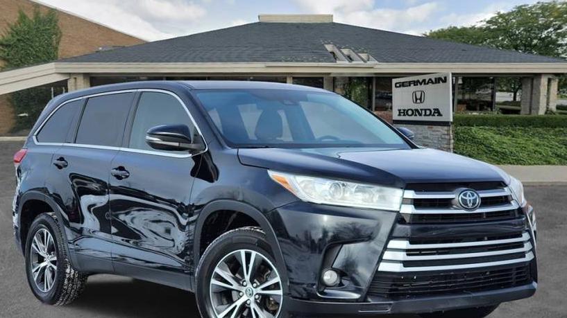 TOYOTA HIGHLANDER 2019 5TDZARFH8KS042888 image