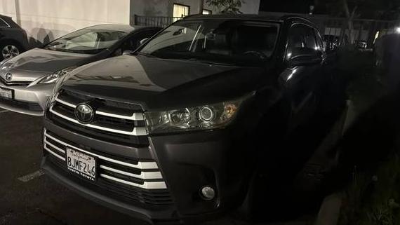 TOYOTA HIGHLANDER 2019 5TDKZRFH1KS559203 image TOYOTA HIGHLANDER 2019 5TDKZRFH1KS559203 image