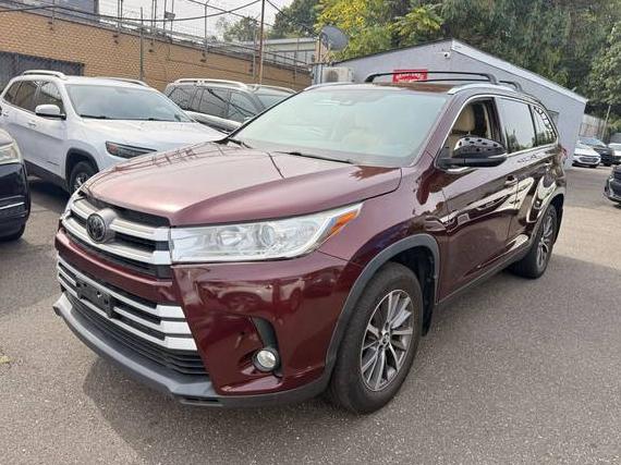TOYOTA HIGHLANDER 2019 5TDJZRFH9KS968643 image