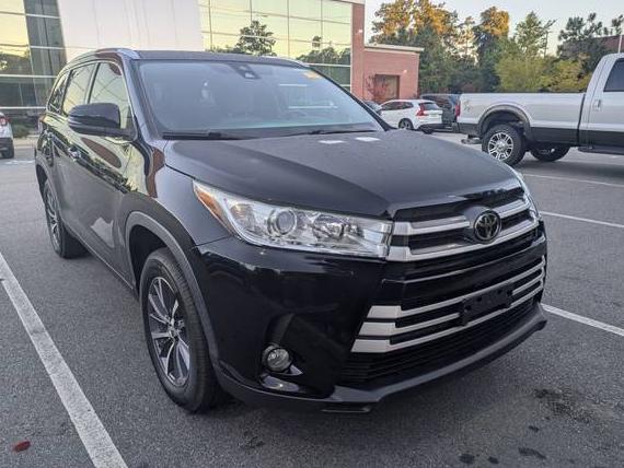 TOYOTA HIGHLANDER 2019 5TDKZRFH4KS566632 image TOYOTA HIGHLANDER 2019 5TDKZRFH4KS566632 image