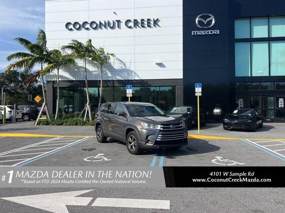 TOYOTA HIGHLANDER 2019 5TDZARFH5KS060703 image