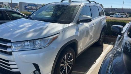 TOYOTA HIGHLANDER 2019 5TDKZRFH7KS321212 image