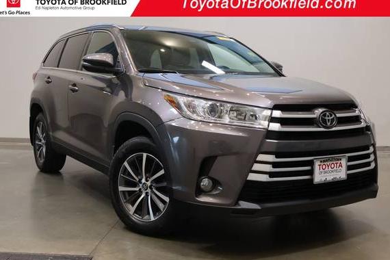 TOYOTA HIGHLANDER 2019 5TDJZRFH9KS570364 image