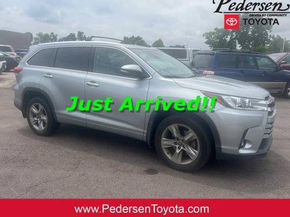 TOYOTA HIGHLANDER 2019 5TDDZRFH9KS946493 image