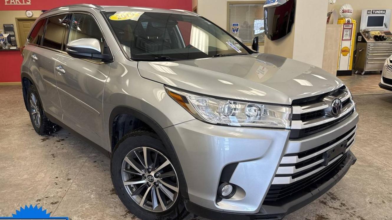 TOYOTA HIGHLANDER 2019 5TDJZRFH2KS738264 image