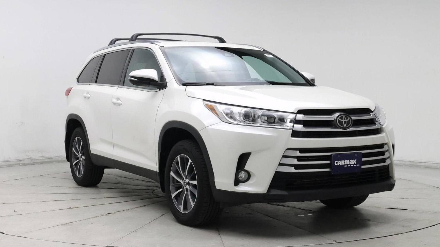 TOYOTA HIGHLANDER 2019 5TDJZRFH1KS575946 image