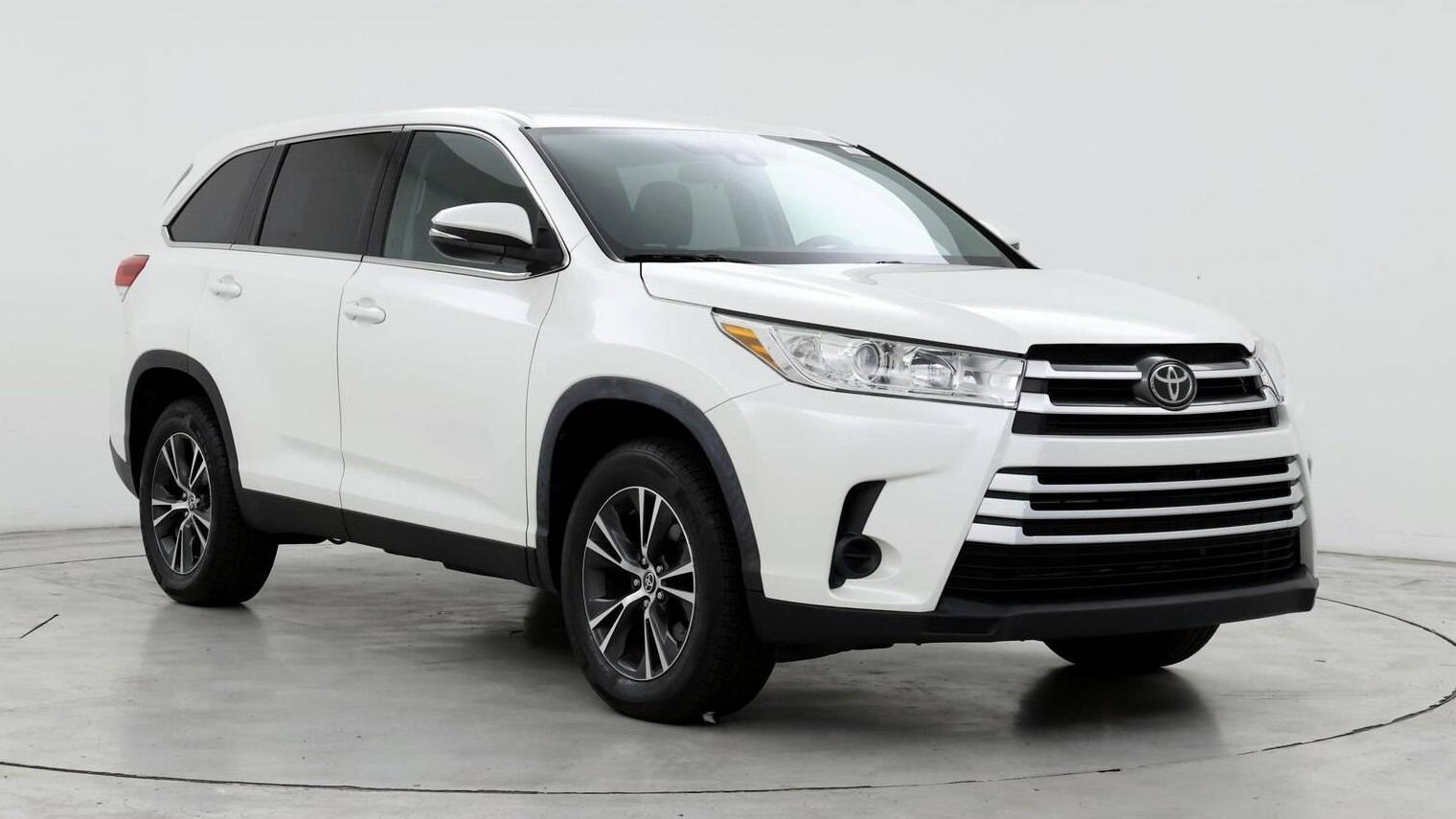 TOYOTA HIGHLANDER 2019 5TDZARFH5KS060118 image