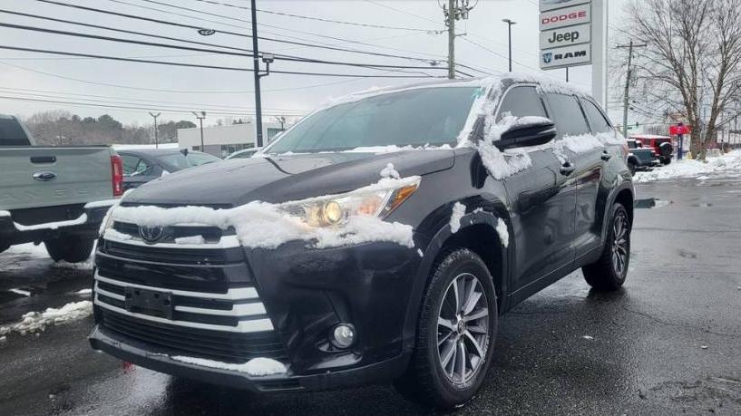 TOYOTA HIGHLANDER 2019 5TDKZRFH6KS557544 image