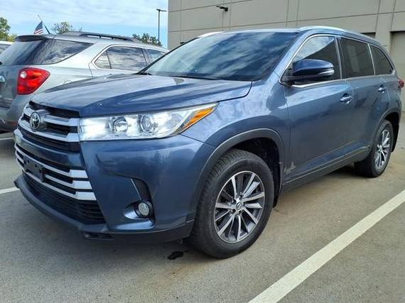 TOYOTA HIGHLANDER 2019 5TDJZRFH3KS995854 image TOYOTA HIGHLANDER 2019 5TDJZRFH3KS995854 image