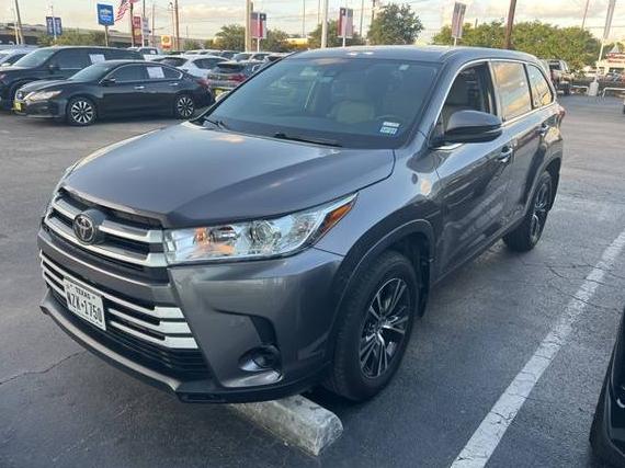 TOYOTA HIGHLANDER 2019 5TDZZRFH5KS366860 image