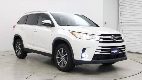 TOYOTA HIGHLANDER 2019 5TDJZRFH3KS585409 image