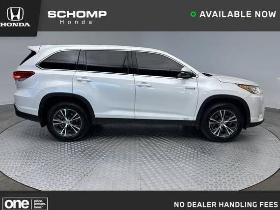 TOYOTA HIGHLANDER 2019 5TDBGRFH9KS078752 image TOYOTA HIGHLANDER 2019 5TDBGRFH9KS078752 image