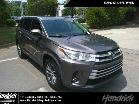 TOYOTA HIGHLANDER 2019 5TDKZRFH4KS571541 image