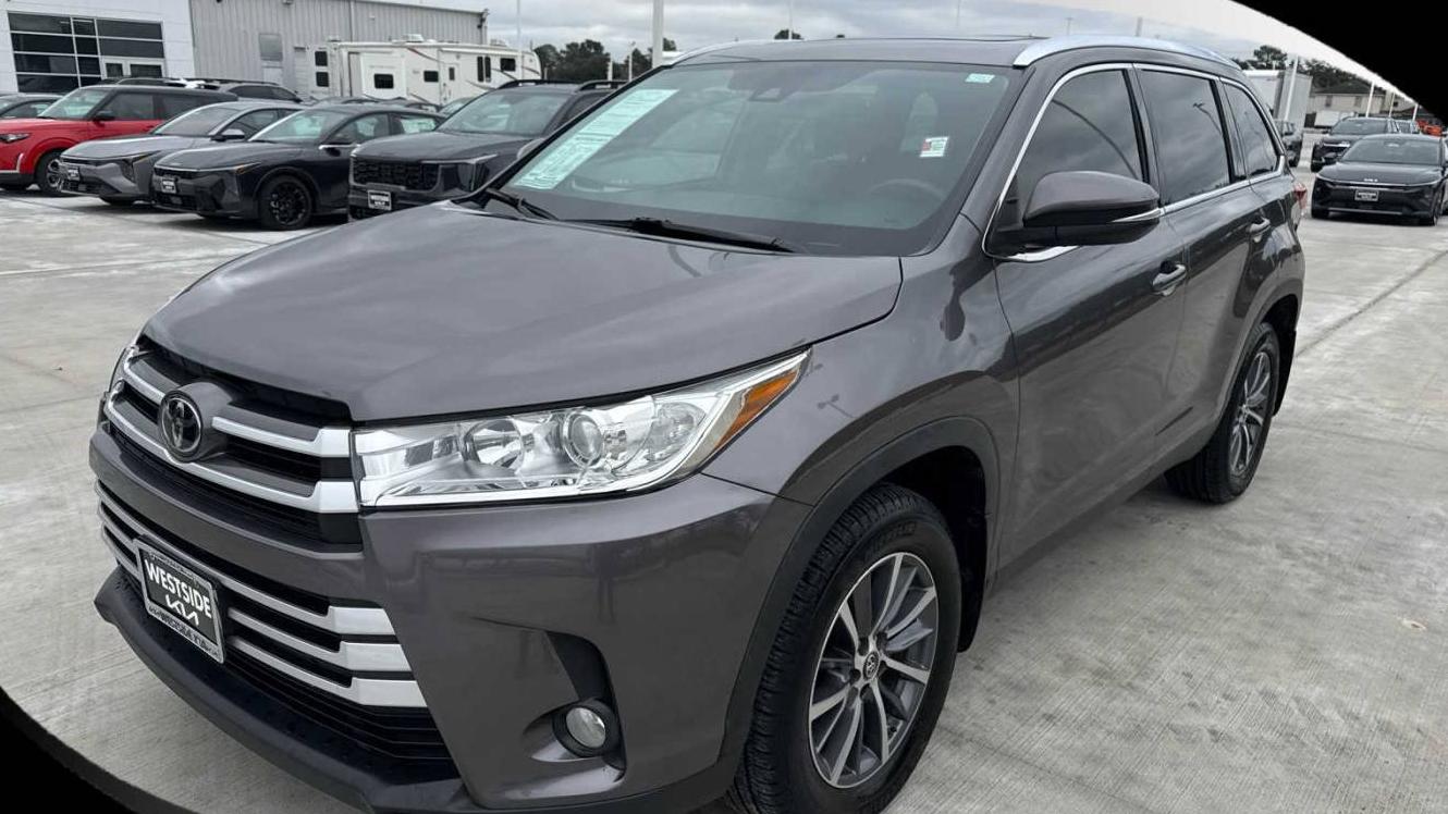 TOYOTA HIGHLANDER 2019 5TDKZRFH8KS572370 image