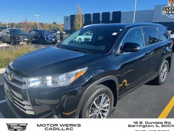 TOYOTA HIGHLANDER 2019 5TDJZRFH2KS577351 image
