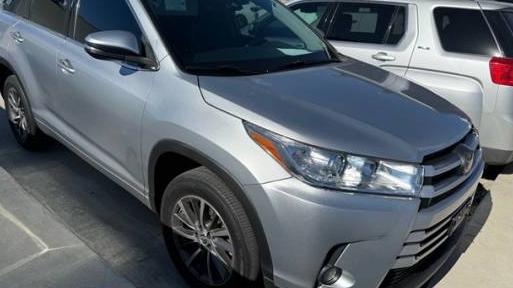 TOYOTA HIGHLANDER 2018 5TDKZRFH1JS546496 image