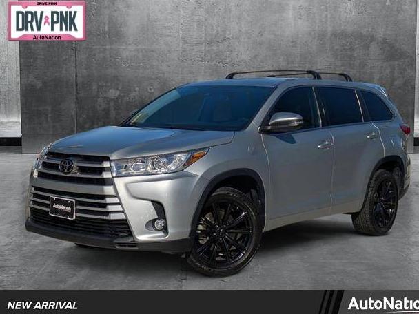 TOYOTA HIGHLANDER 2018 5TDZZRFH2JS277116 image