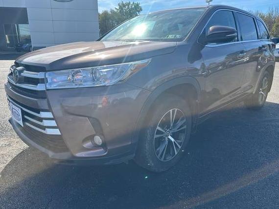 TOYOTA HIGHLANDER 2018 5TDBZRFH9JS911653 image TOYOTA HIGHLANDER 2018 5TDBZRFH9JS911653 image