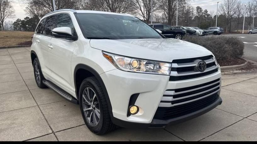 TOYOTA HIGHLANDER 2018 5TDKZRFH1JS528290 image