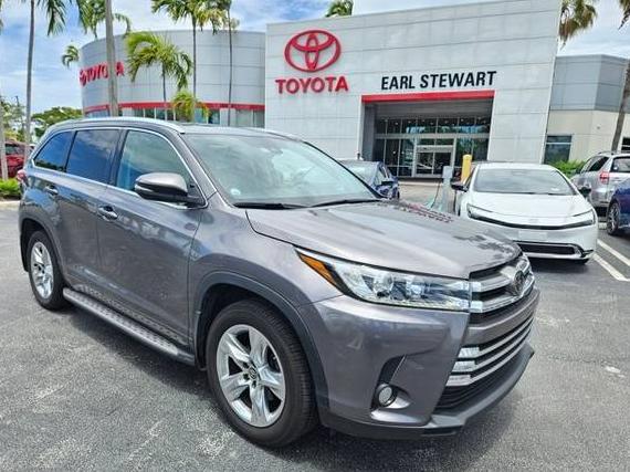 TOYOTA HIGHLANDER 2018 5TDDZRFH3JS897418 image