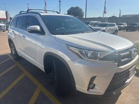 TOYOTA HIGHLANDER 2018 5TDKZRFH0JS533528 image TOYOTA HIGHLANDER 2018 5TDKZRFH0JS533528 image