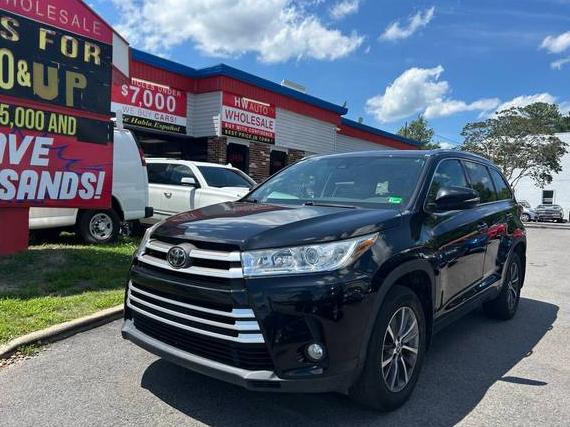 TOYOTA HIGHLANDER 2018 5TDJZRFH5JS876069 image