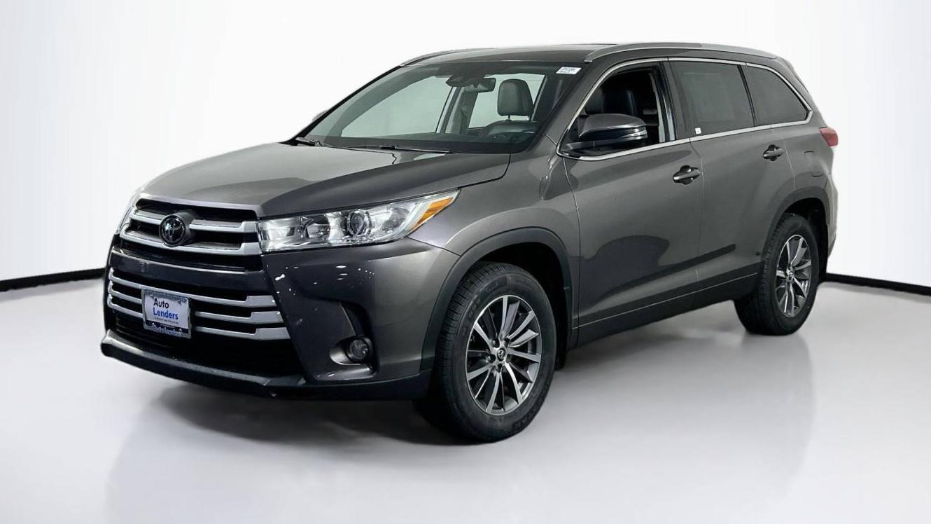 TOYOTA HIGHLANDER 2018 5TDJZRFH4JS561568 image