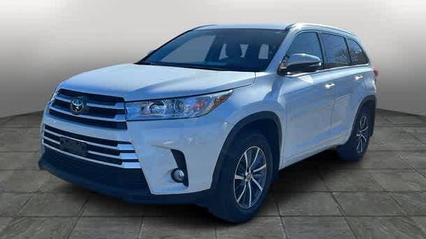 TOYOTA HIGHLANDER 2018 5TDJZRFH2JS810501 image