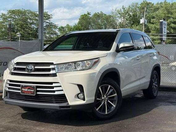 TOYOTA HIGHLANDER 2018 5TDJZRFHXJS490747 image