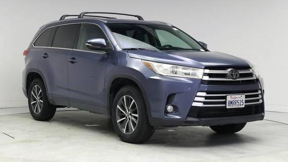 TOYOTA HIGHLANDER 2018 5TDKZRFH1JS259739 image