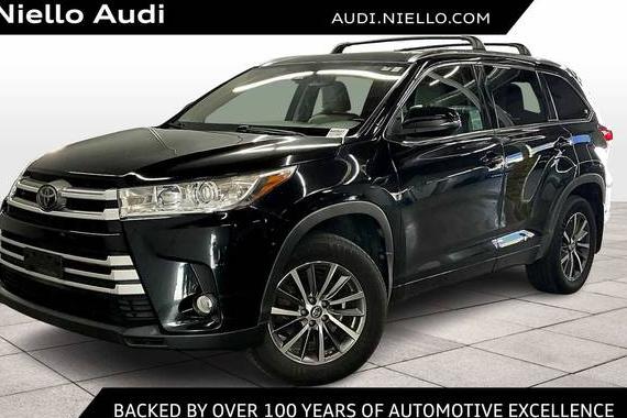 TOYOTA HIGHLANDER 2018 5TDJZRFHXJS552342 image