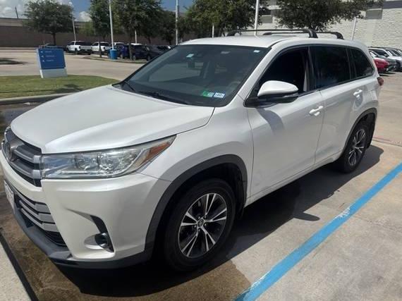 TOYOTA HIGHLANDER 2018 5TDZARFH7JS033341 image