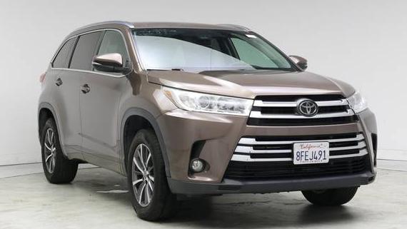 TOYOTA HIGHLANDER 2018 5TDKZRFHXJS256077 image