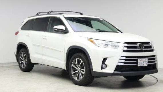 TOYOTA HIGHLANDER 2018 5TDKZRFH9JS287708 image