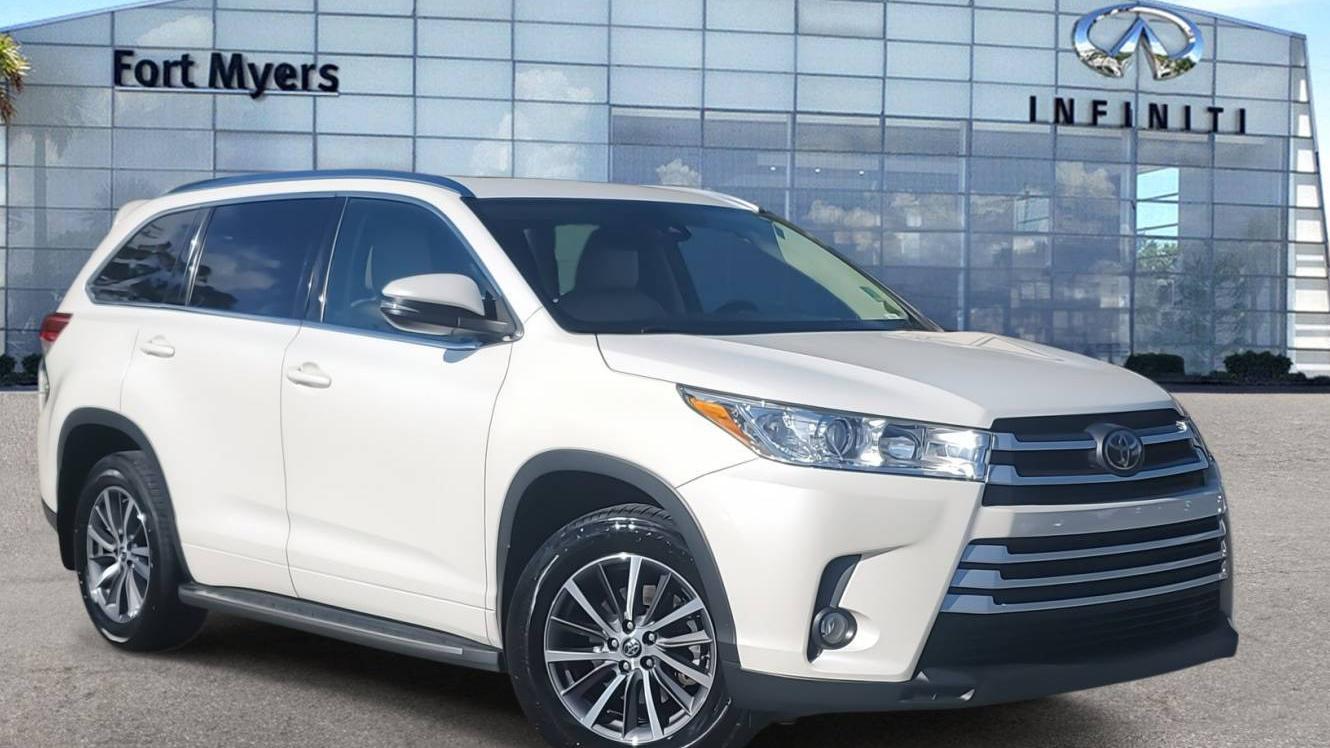 TOYOTA HIGHLANDER 2018 5TDJZRFH5JS849177 image