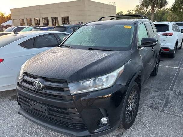 TOYOTA HIGHLANDER 2018 5TDJZRFH1JS538426 image