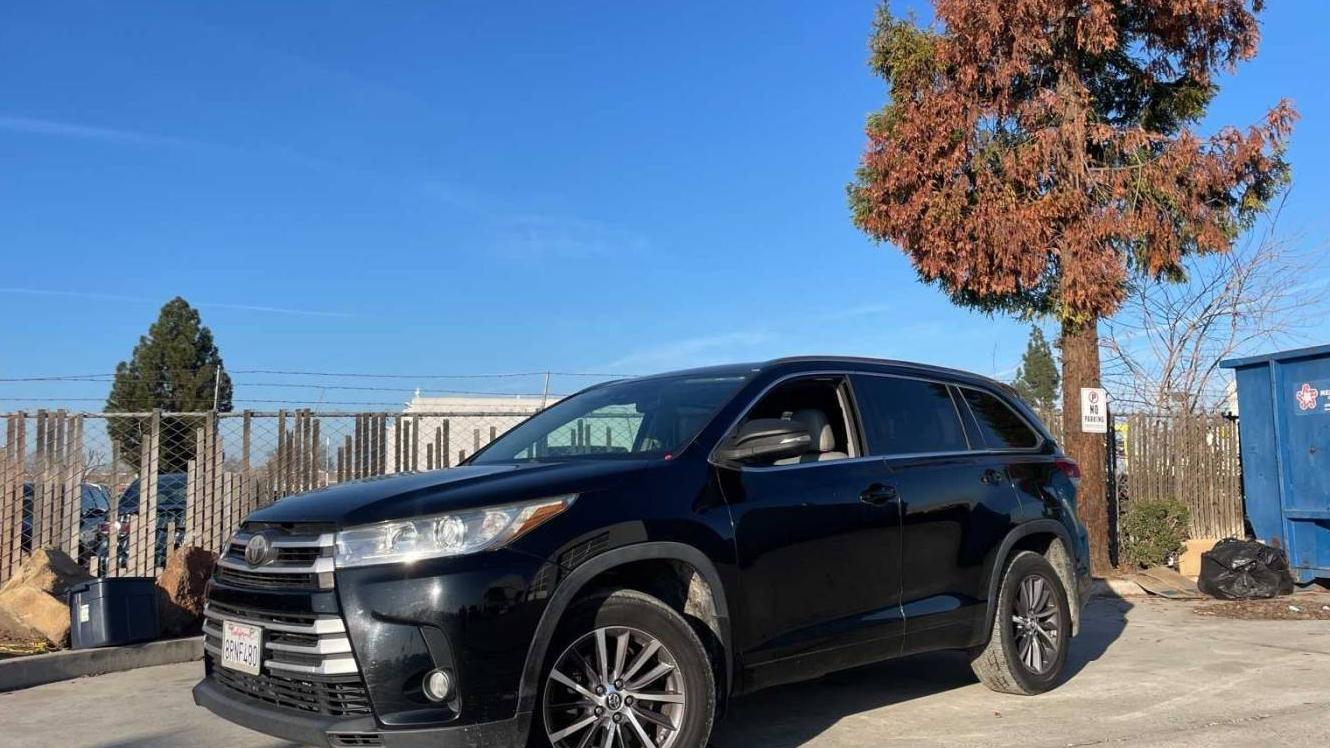 TOYOTA HIGHLANDER 2018 5TDJZRFH8JS839131 image