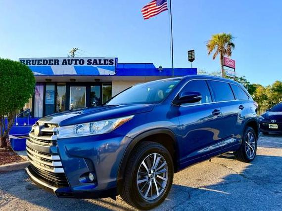 TOYOTA HIGHLANDER 2018 5TDKZRFH4JS246256 image