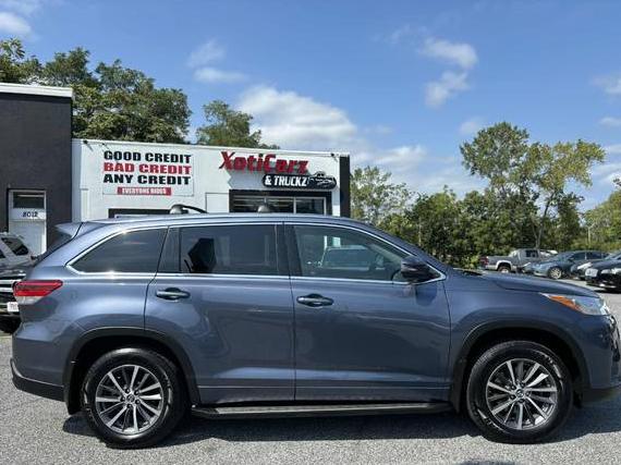 TOYOTA HIGHLANDER 2018 5TDJZRFH1JS867028 image TOYOTA HIGHLANDER 2018 5TDJZRFH1JS867028 image