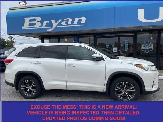 TOYOTA HIGHLANDER 2018 5TDZZRFHXJS235986 image