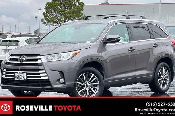 TOYOTA HIGHLANDER 2018 5TDJZRFHXJS560537 image