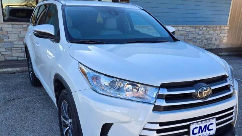 TOYOTA HIGHLANDER 2018 5TDKZRFH6JS546980 image